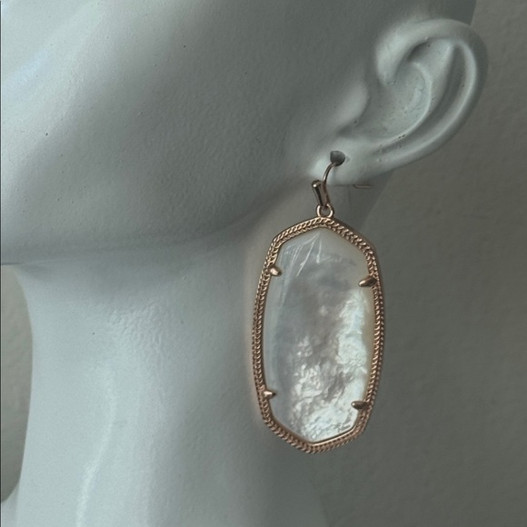 Kendra Scott Jewelry - Kendra Scott Danielle Rose Gold and Ivory Mother of Pearl Stone Earrings
